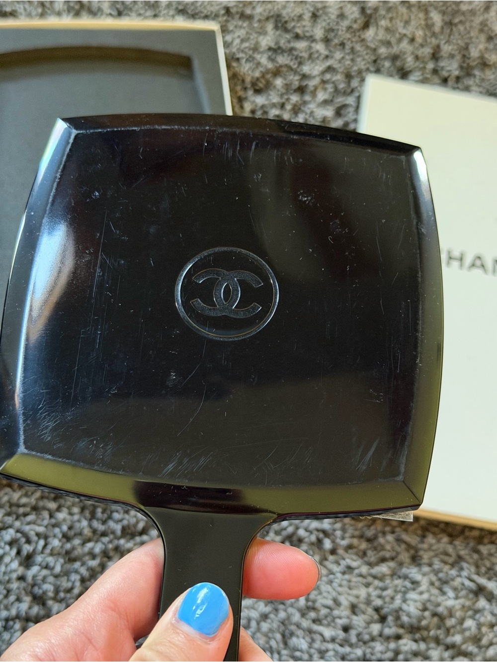 Chanel hand mirror - Picture 2 of 3